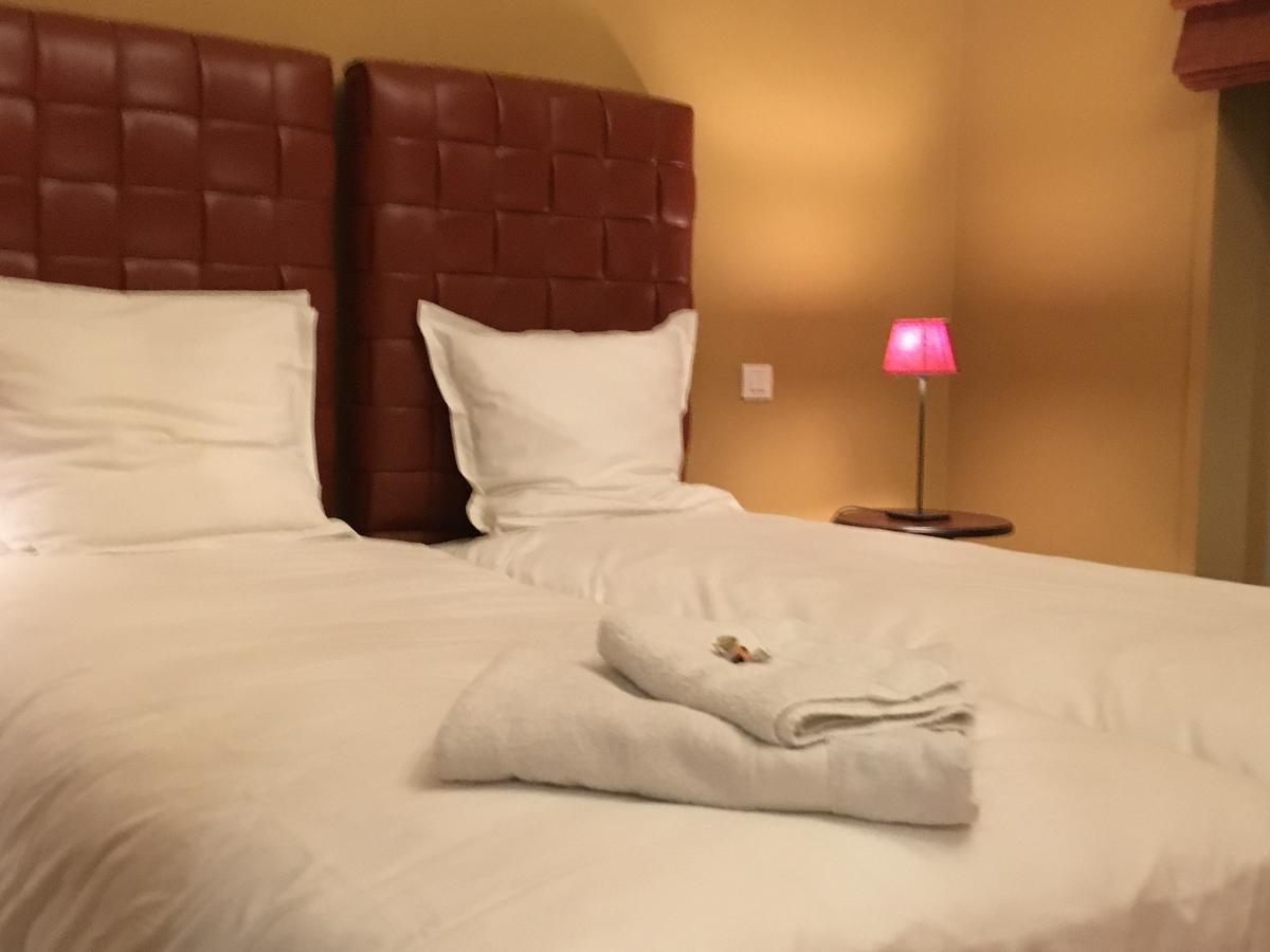 T Bed & De Tafel Hotel Avelgem Luaran gambar